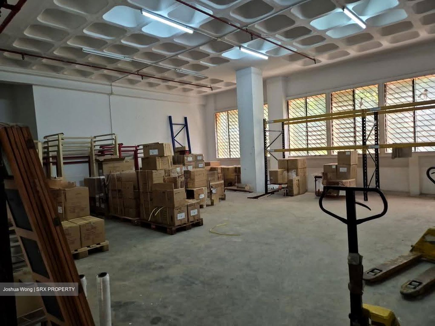 Hillview Warehouse (D23), Factory #611754301